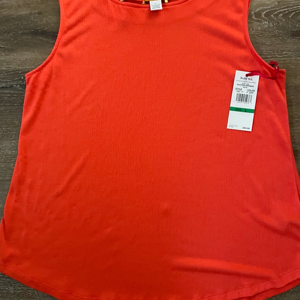 Ruby Rd. Cute Sleeveless Orange Shell With Brass … - image 6